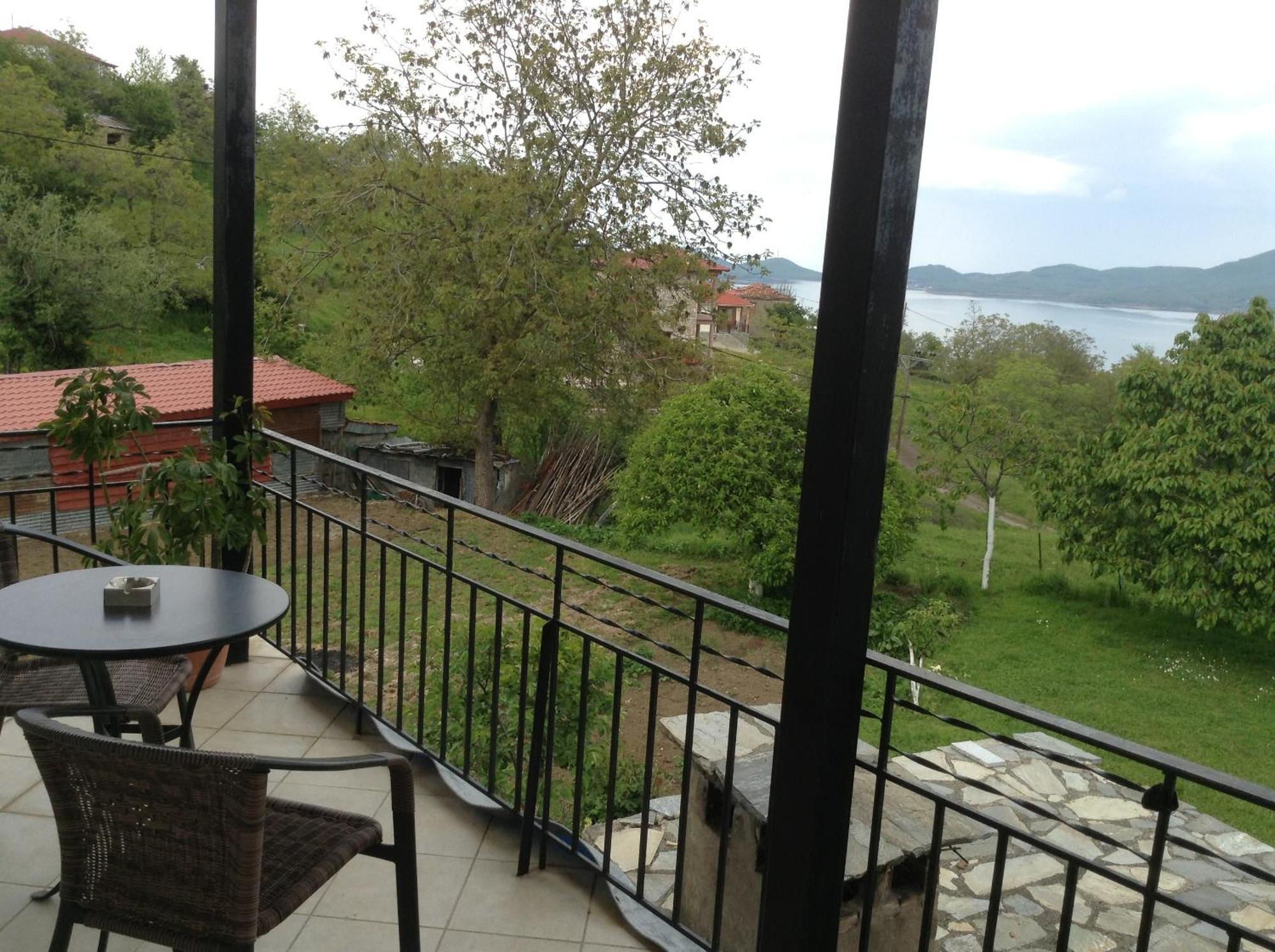 Guesthouse Lamprini Неохорион Экстерьер фото
